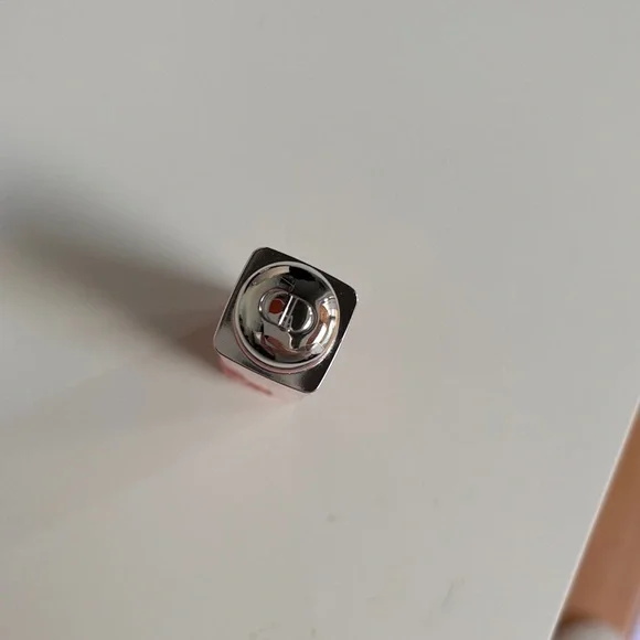 Dior Lip Glow Color Reviver Balm - Soft Pink - Picture 2 of 4